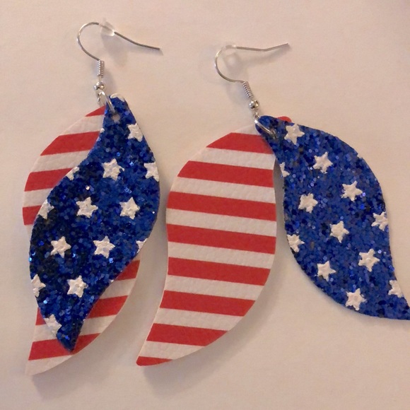 Patriotic Drop Fun Earrings - New - Picture 3 of 7